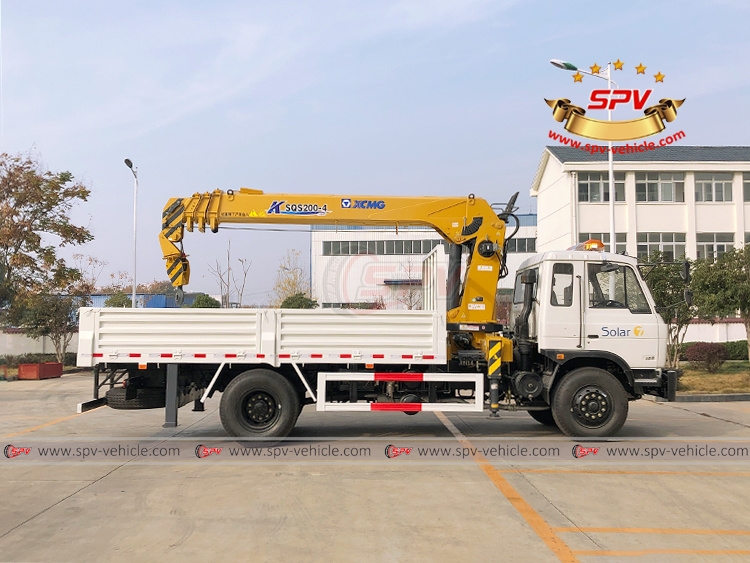 8 Tons Telescopic Crane Truck Dongfeng - RS 8 Tons Telescopic Crane Truck Dongfeng - RS